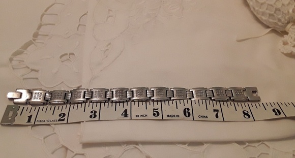 BRUSHED STAINLESS STEEL & DIAMOND BRACELET 8.5 " - Picture 3 of 8